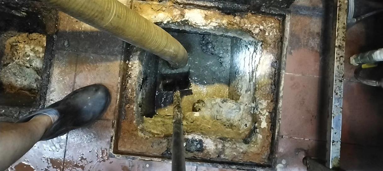 老街街道化油池清理-污水池清掏